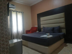 Executive 1
